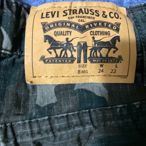 Boys Levi Camouflage Adjustable Joggers Pre-Owned - Picture 8 of 15